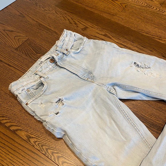 Zara baby blue denim jeans - Picture 4 of 4